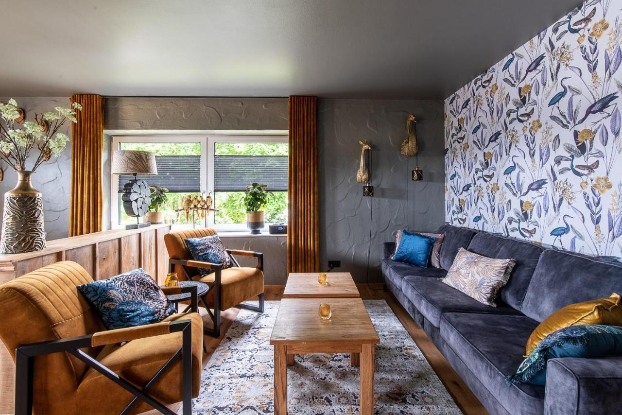 Einzigartige Traumwohnung Mit Whirlpool & Sauna Bietet Luxus Und Erholung Neuheilenbach