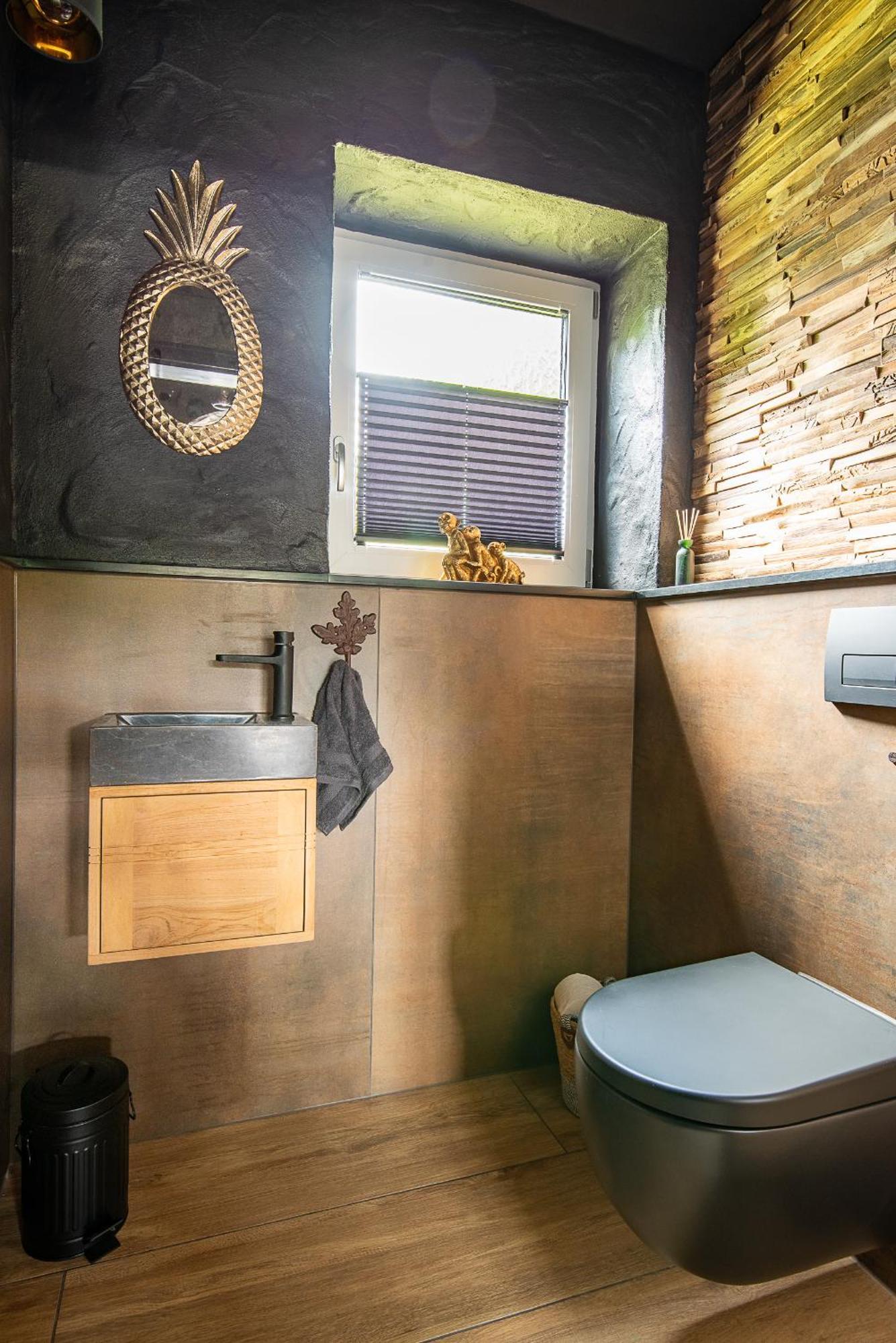 Einzigartige Traumwohnung Mit Whirlpool & Sauna Bietet Luxus Und Erholung Neuheilenbach
