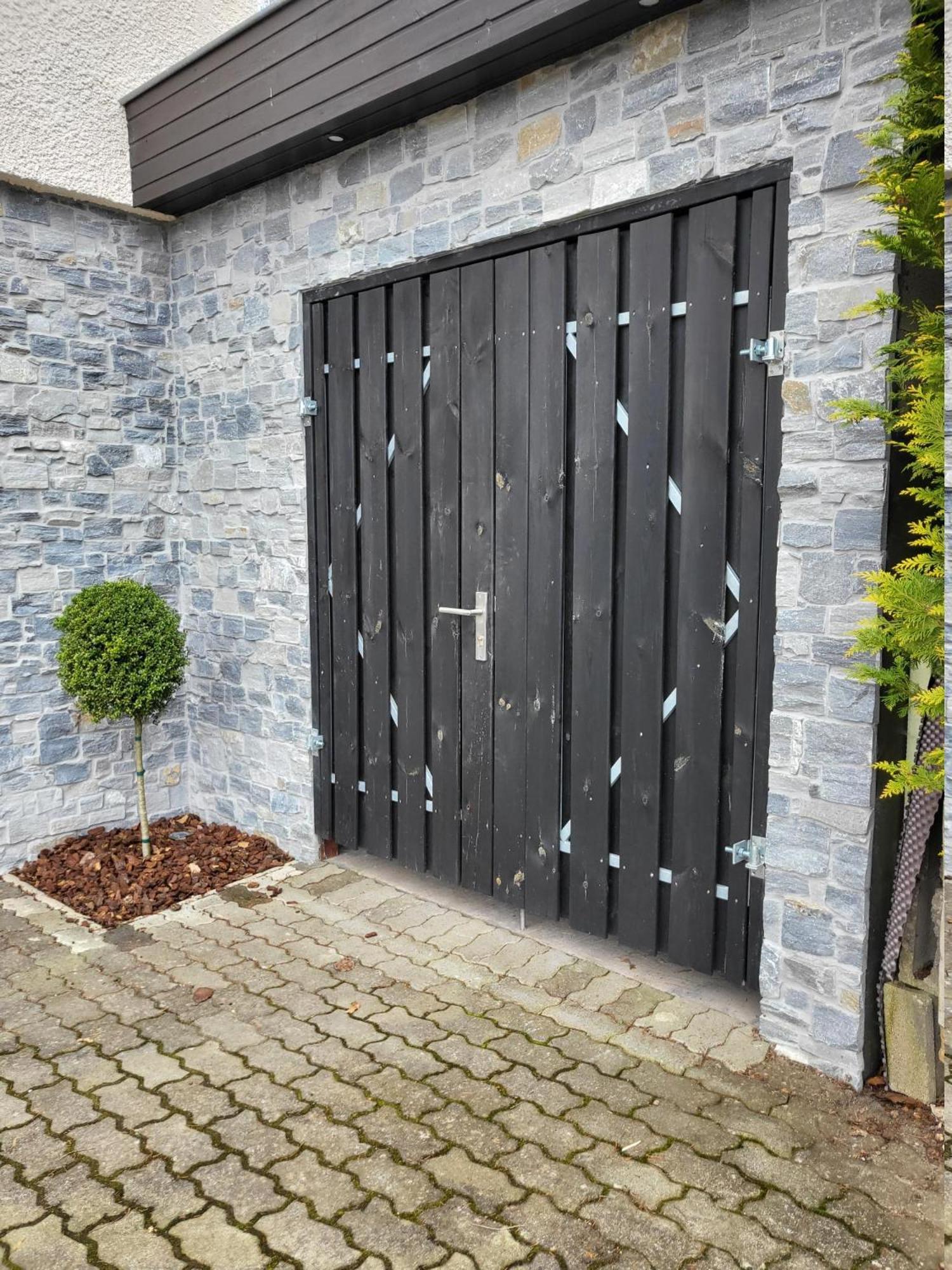 Einzigartige Traumwohnung Mit Whirlpool & Sauna Bietet Luxus Und Erholung Apartment